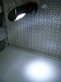 Lampa montážna LED 21+5 AKU nabíjacia